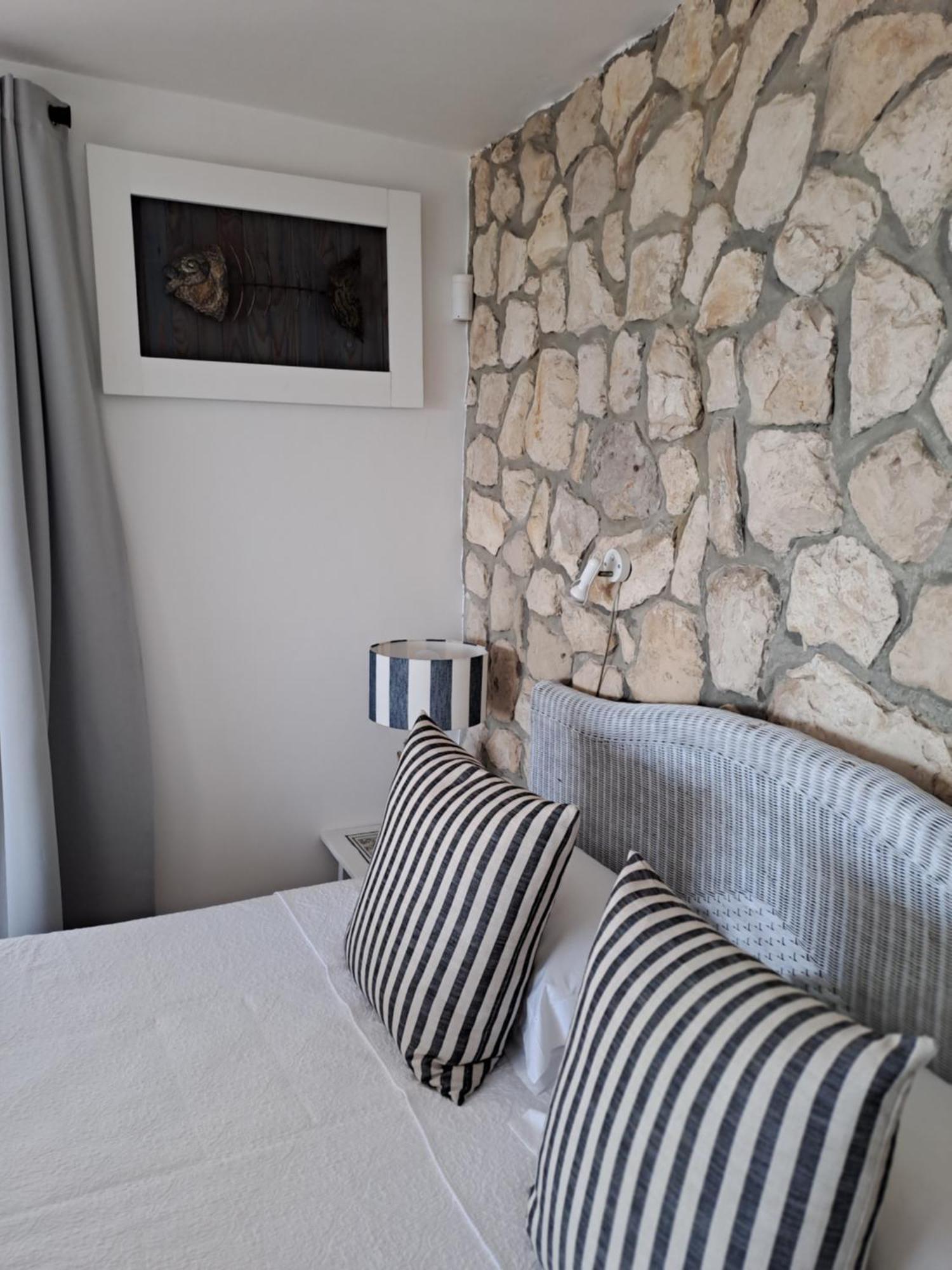 Kleinzee Oceanfront Guesthouse Гансбай Экстерьер фото