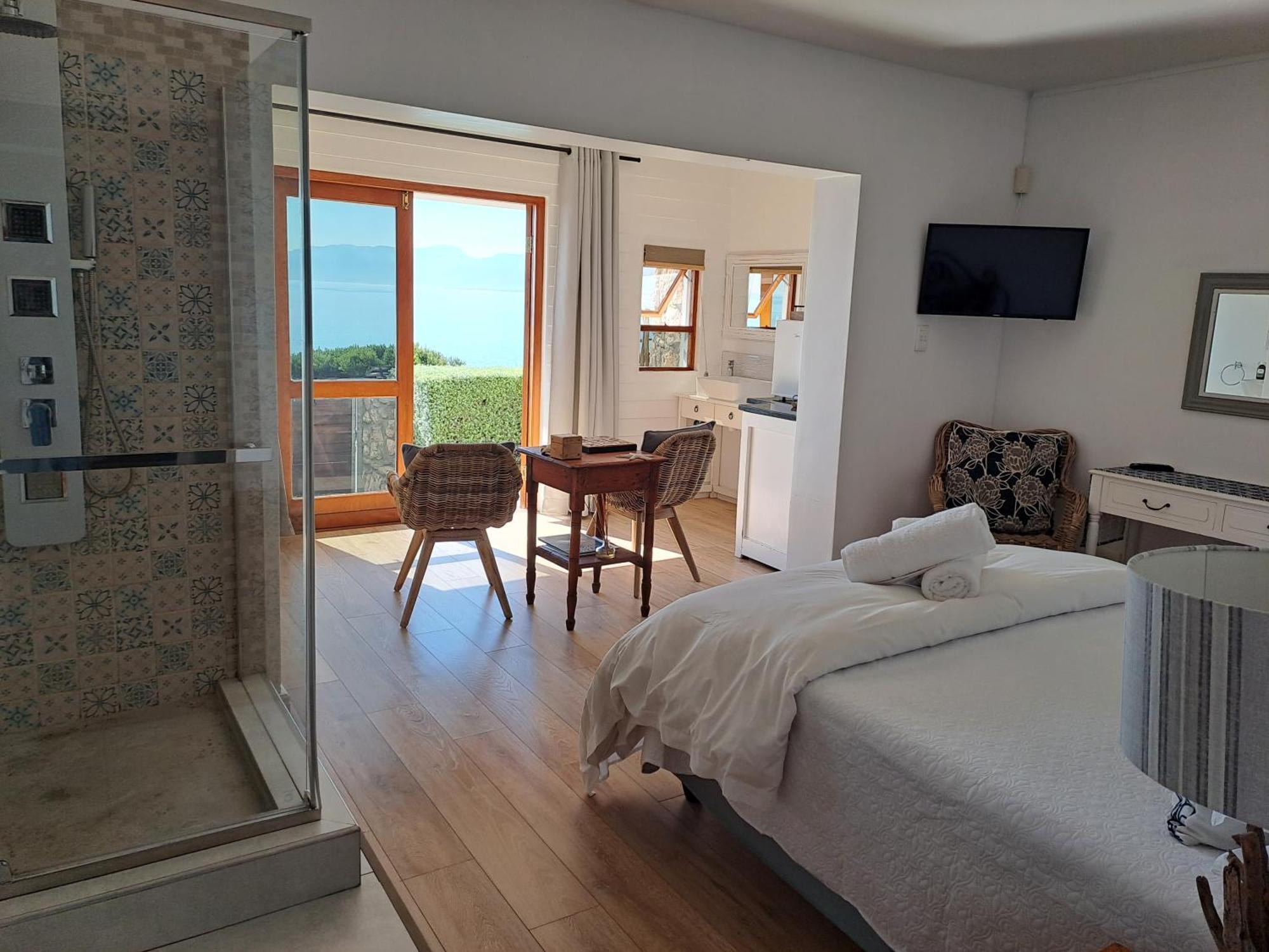 Kleinzee Oceanfront Guesthouse Гансбай Экстерьер фото