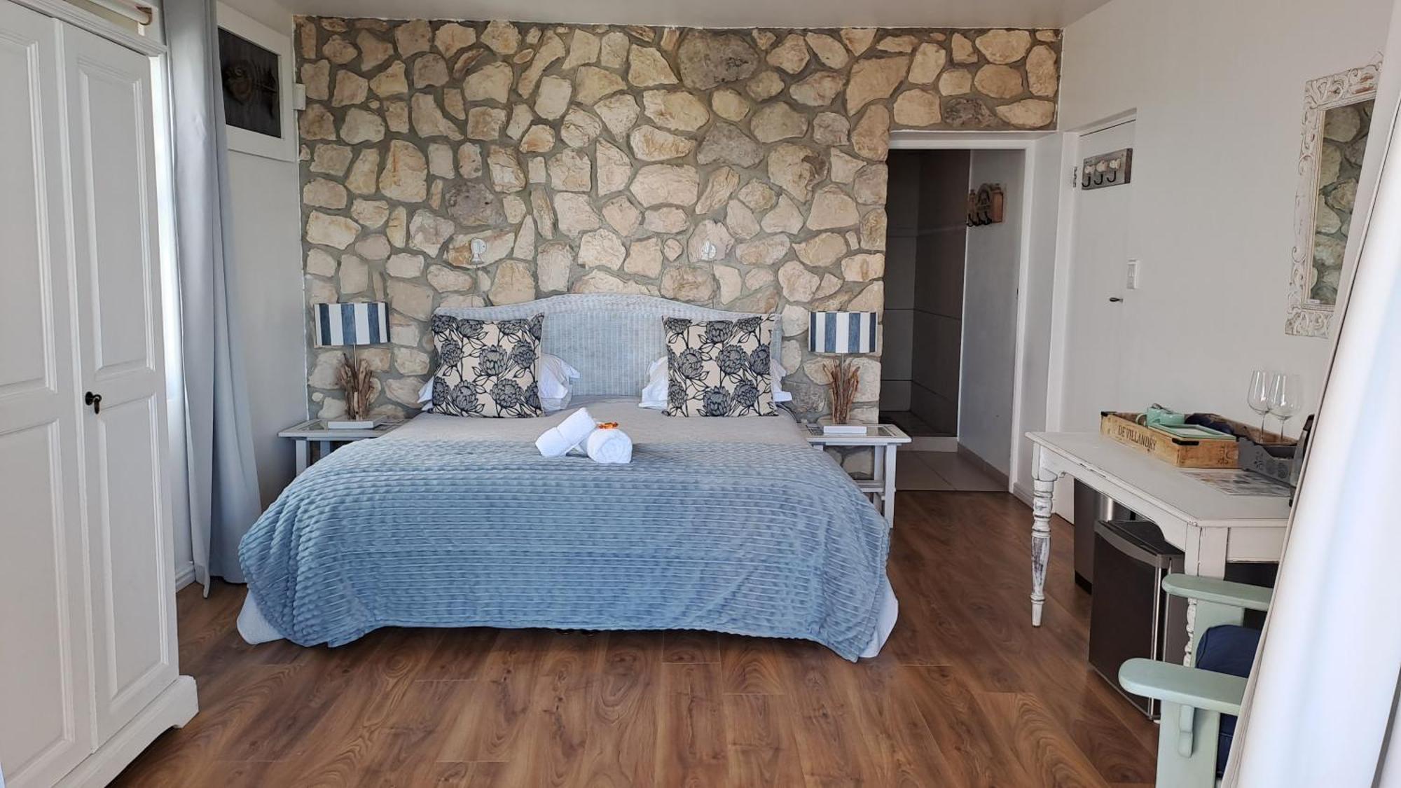 Kleinzee Oceanfront Guesthouse Гансбай Экстерьер фото